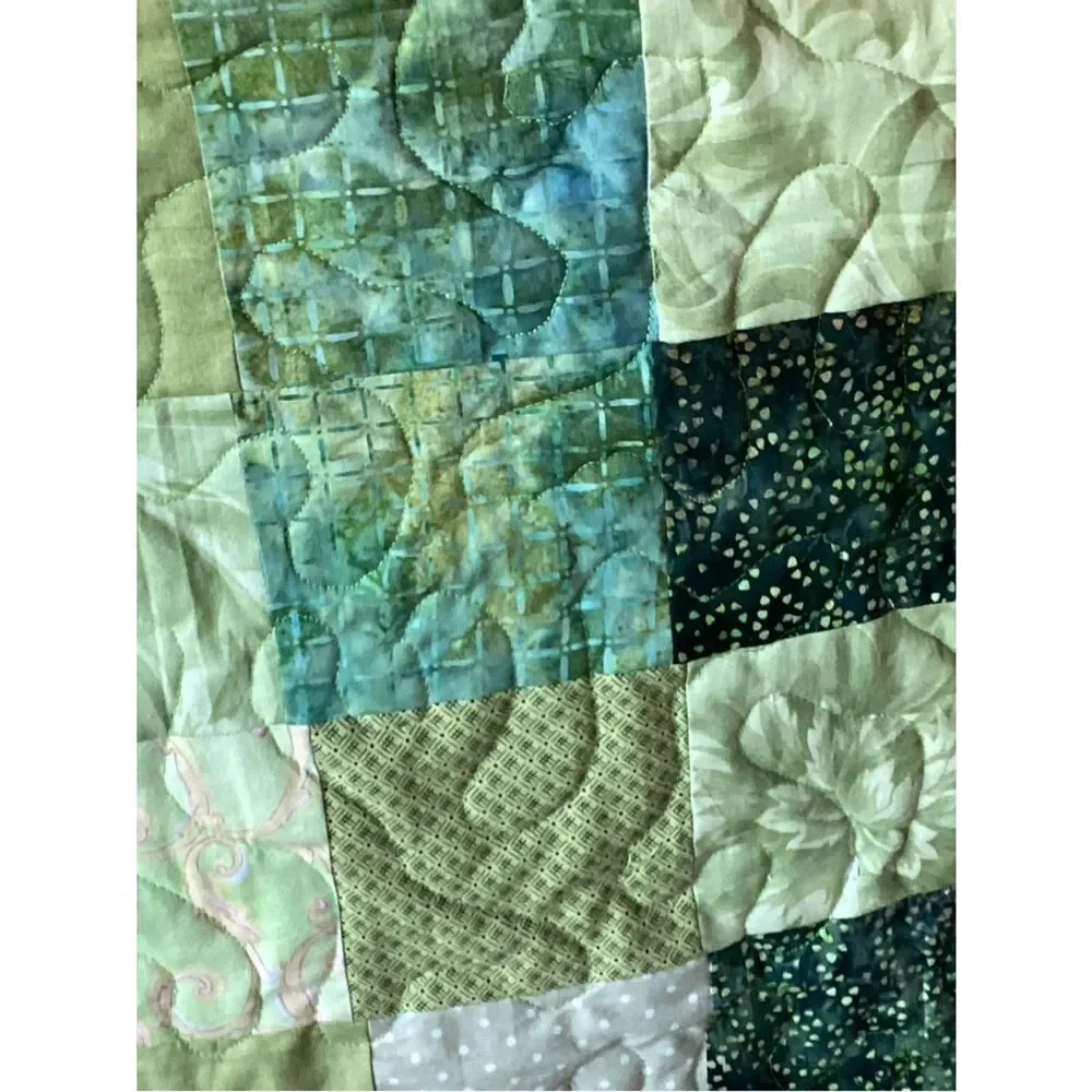 NWT. Colors of Green Beautiful Hand Crafted Quilt